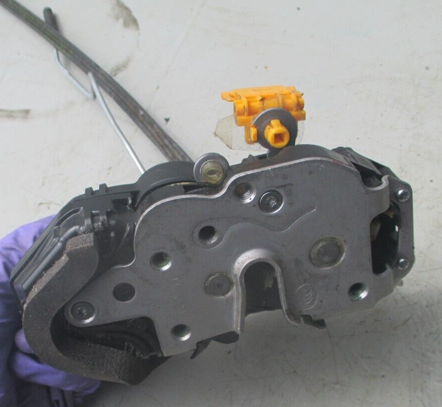 2014 VAUXHALL ZAFIRA FRONT DOOR LOCK MECH AND LOCK 13579519