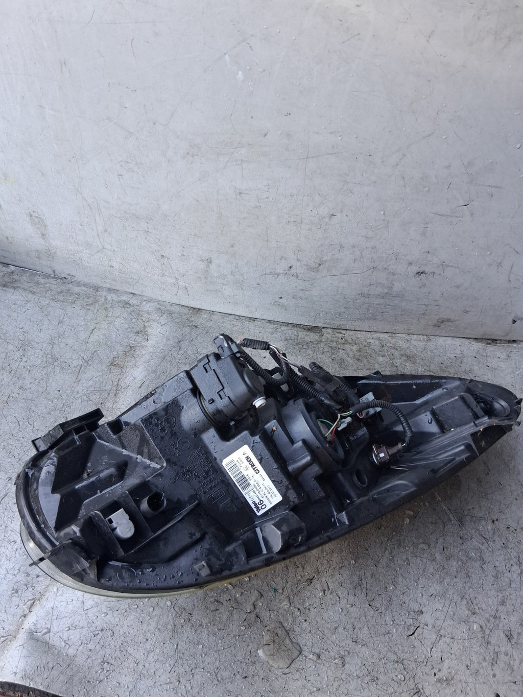 2008 PEUGEOT 108 NSF PASSENGER SIDE FRONT HEADLIGHT HEADLAMP 811700H060