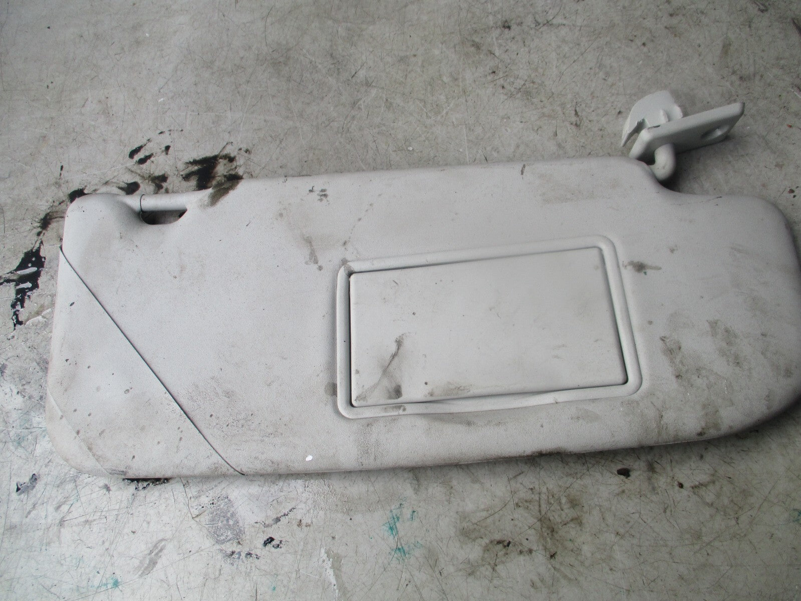 2020 NISSAN QASHQAI J11 MK2 OSF DRIVER SIDE FRONT SUN VISOR SHADE