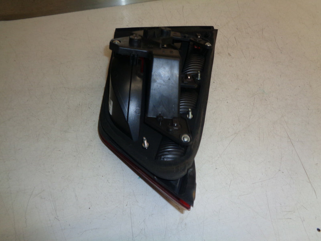 FORD GALAXY MK3 OSR DRIVER SIDE REAR INNER LIGHT 6M2113A602EB