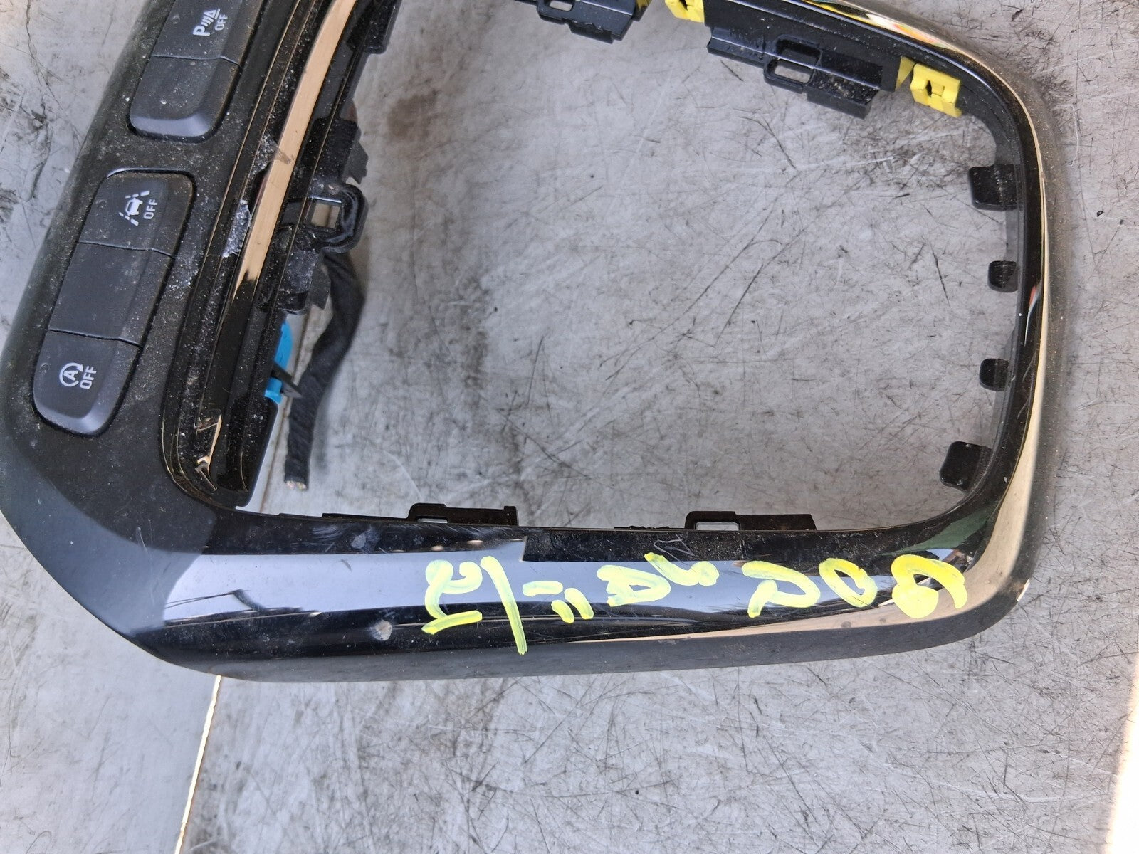 VAUXHALL CORSA F 2021 CENTRE CONSOLE GEAR SELECTOR SURROUND TRIM PANEL 529131017