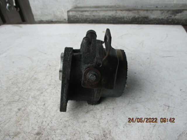NISSAN JUKE 2013 1.5 DIESEL BRAKE SERVO VACCUM PUMP 146505272R