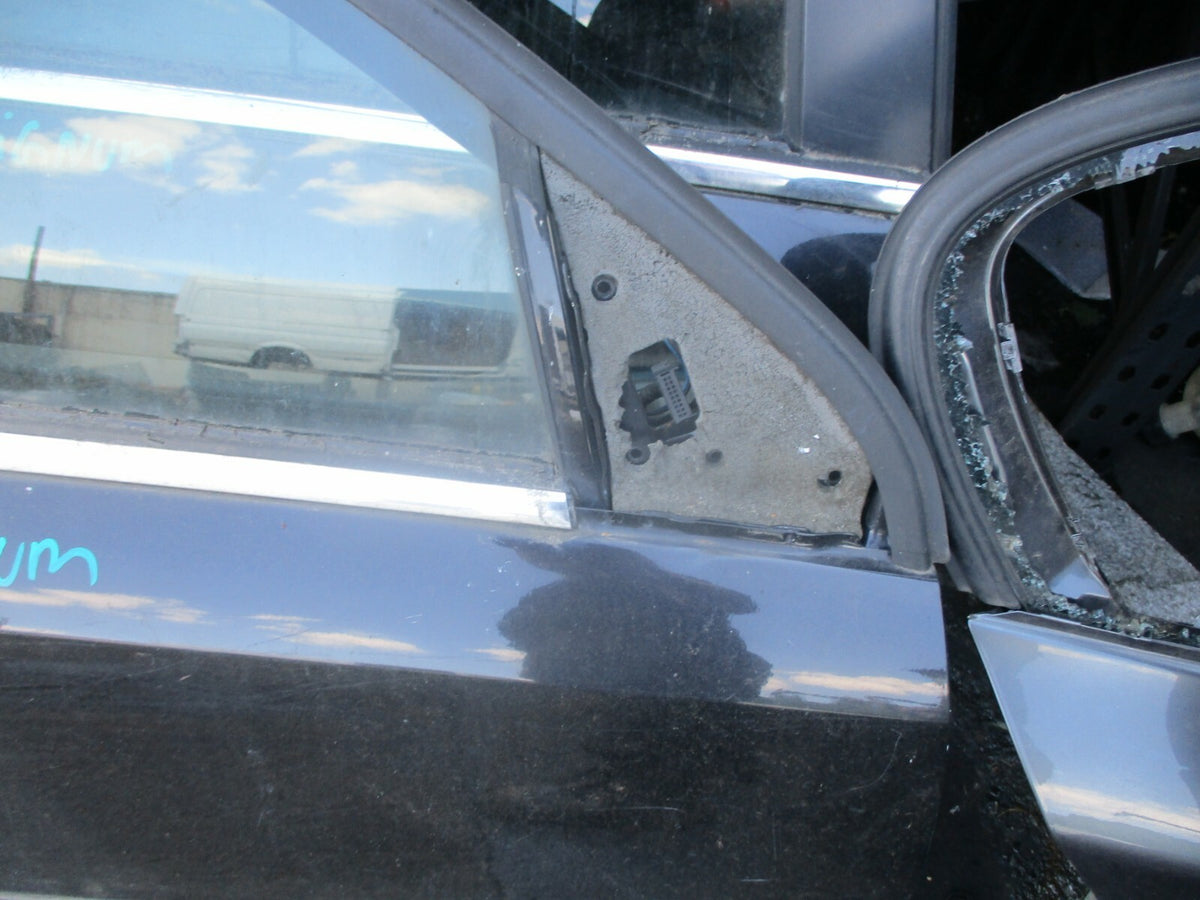 VAUXHALL SIGNUM 2003 - 2008 OSF DRIVER SIDE FRONT DOOR CARD HANDLE GLASS BLACK