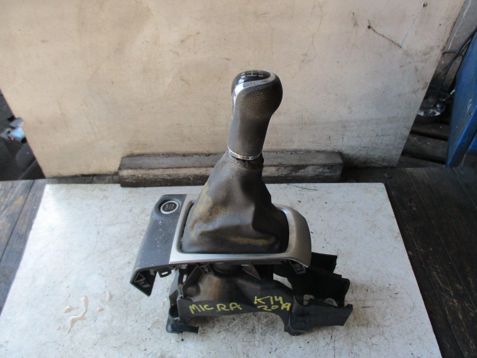 NISSAN MICRA K14 2019 0.9 PETROL 5 SPEED MANUAL GEARSTICK GEARSHIFTER STOP START
