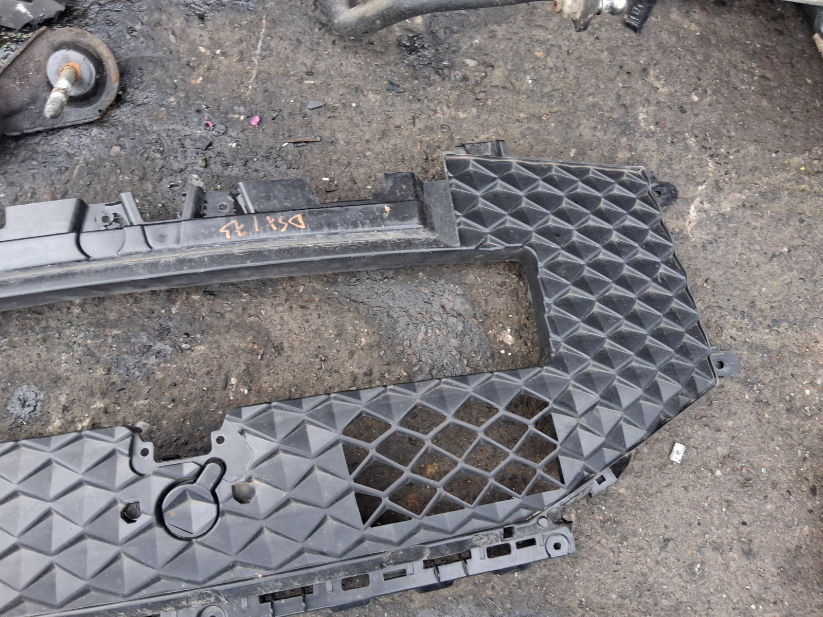2024  DS AUTOMOBILES DS 7 FRONT BUMPER RADIATOR GRILL GRILLE DAMAGED