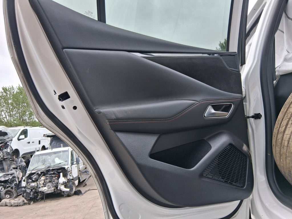 2023 DS DS 4 CROSSOVER NSR PASSENGER SIDE REAR DOOR CARD PANEL