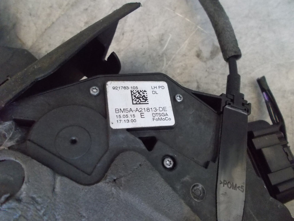 FORD FOCUS MK3 FACELIFT PASSENGER SIDE FRONT DOOR LOCK BM5AA21813DE