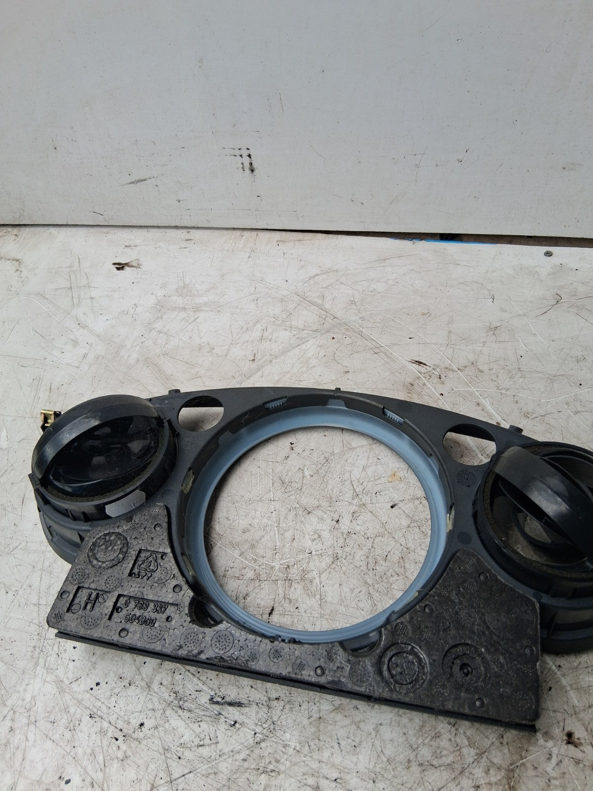 2003 MINI DASHBOARD SPEEDO CLUSTER SURROUND TRIM 0769337
