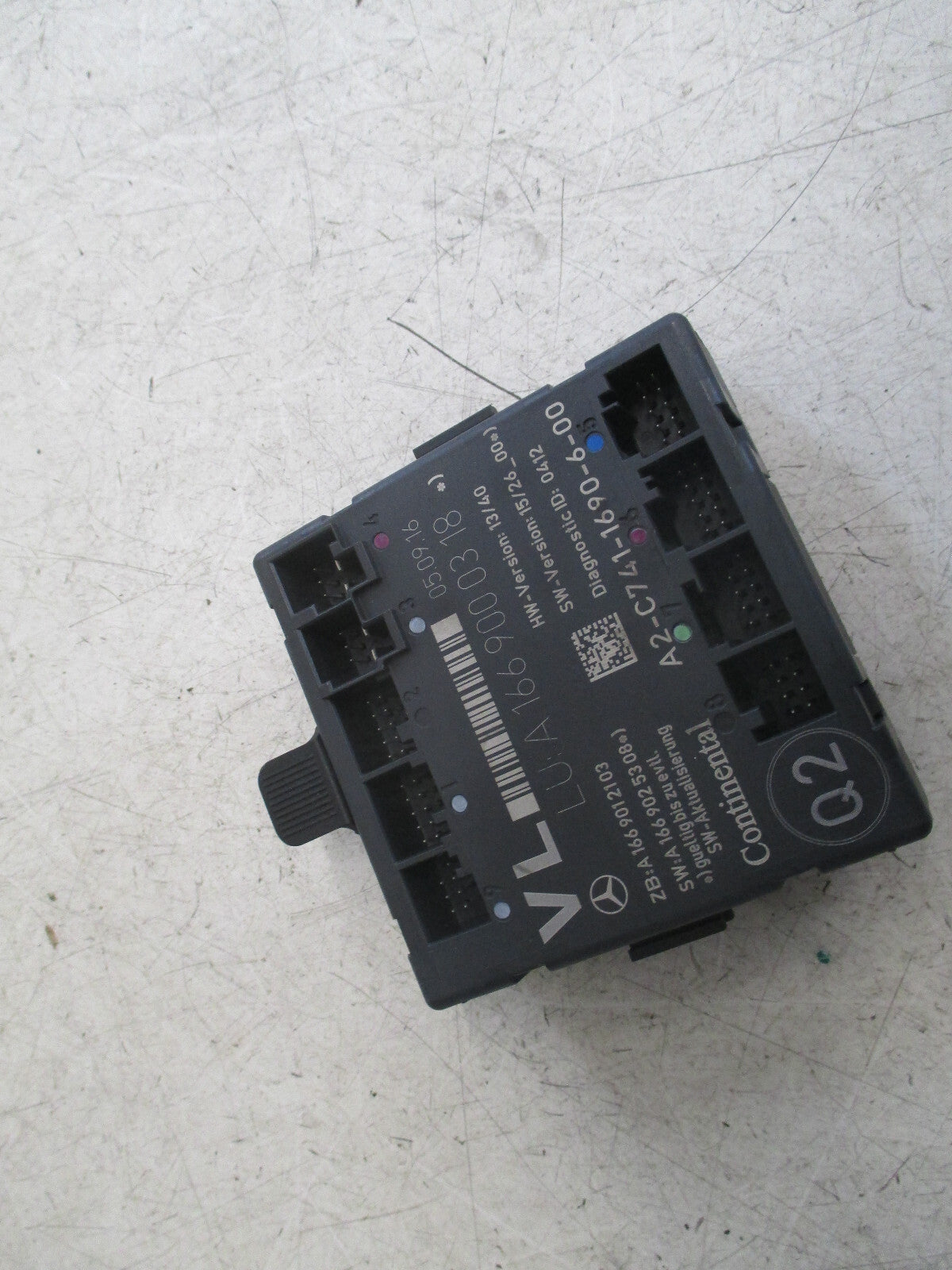 MERCEDES BENZ A CLASS W176 2016 PASSENGER FRONT DOOR CONTROL MODULE A1669000318