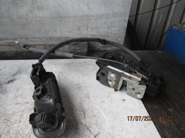 FORD FOCUS MK3 2016 OSF DRIVER SIDE FRONT DOOR LOCK MECHANISM BM5AA21812CF