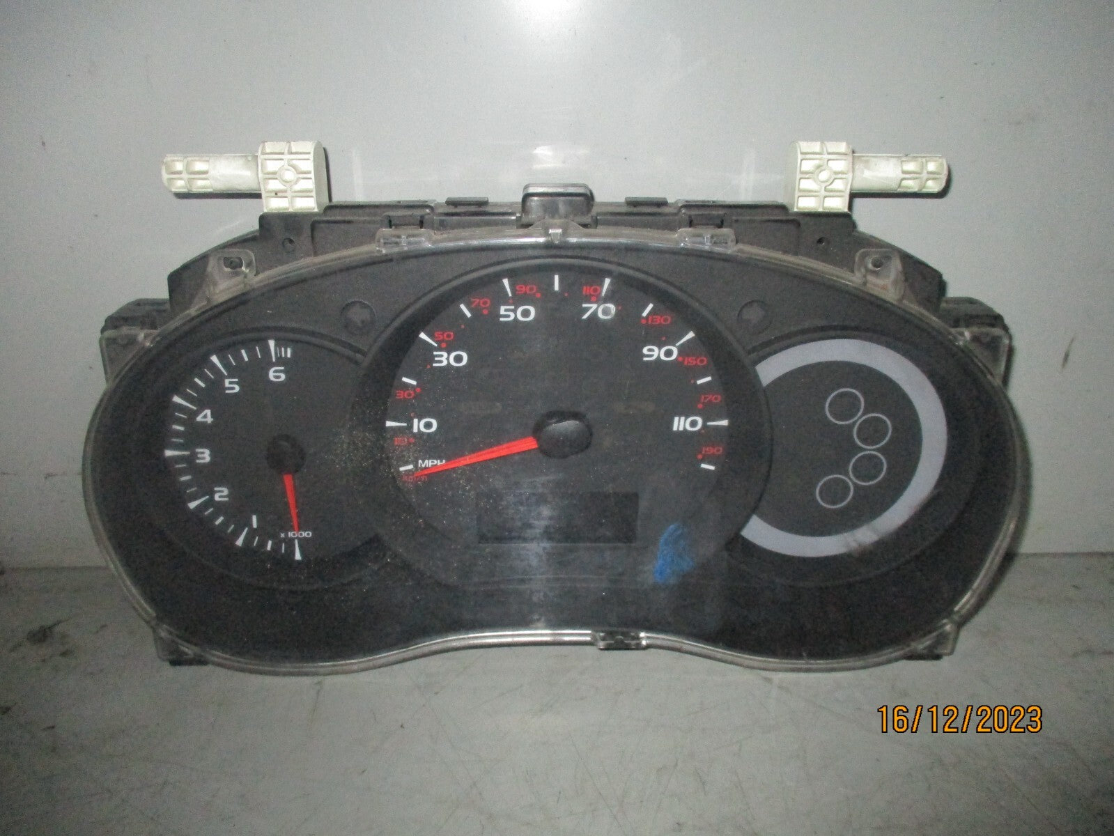 RENAULT KANGOO MK2 2010 1.5 DIESEL MANUAL SPEEDO SPEEDOMETER P8200796011