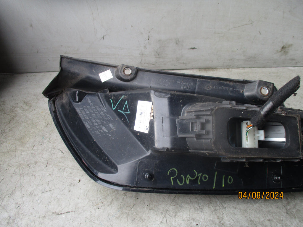 2010 FIAT GRAND PUNTO MK3 NSR PASSENGER SIDE LEFT REAR TAIL LIGHT