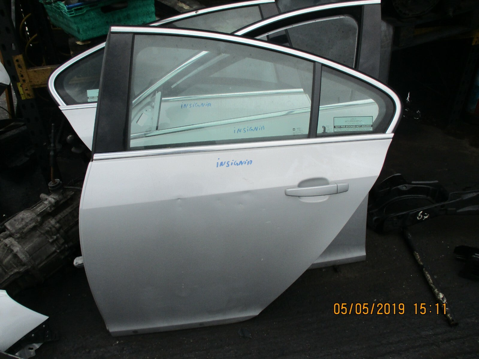 VAUXHALL INSIGNIA A (MK1) NSR PASSENGER SIDE REAR COMPLETE DOOR SILVER Z176