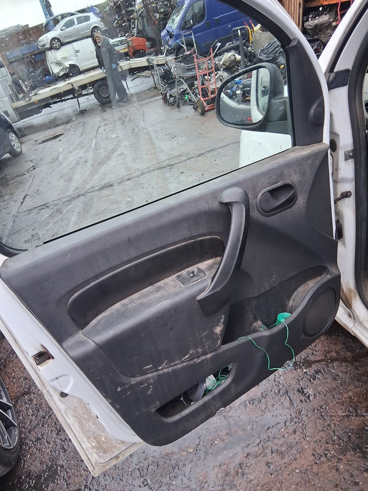 2016 MERCEDES CITAN W415 NSF PASSENGER SIDE FRONT LEFT WINDOW MOTOR REGULATOR