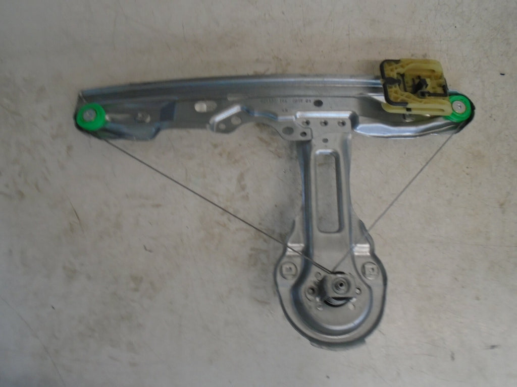 FORD FOCUS 2012-2018 MK3 NSR REAR PASSENGER SIDE WINDOW MECHANISM MANUAL