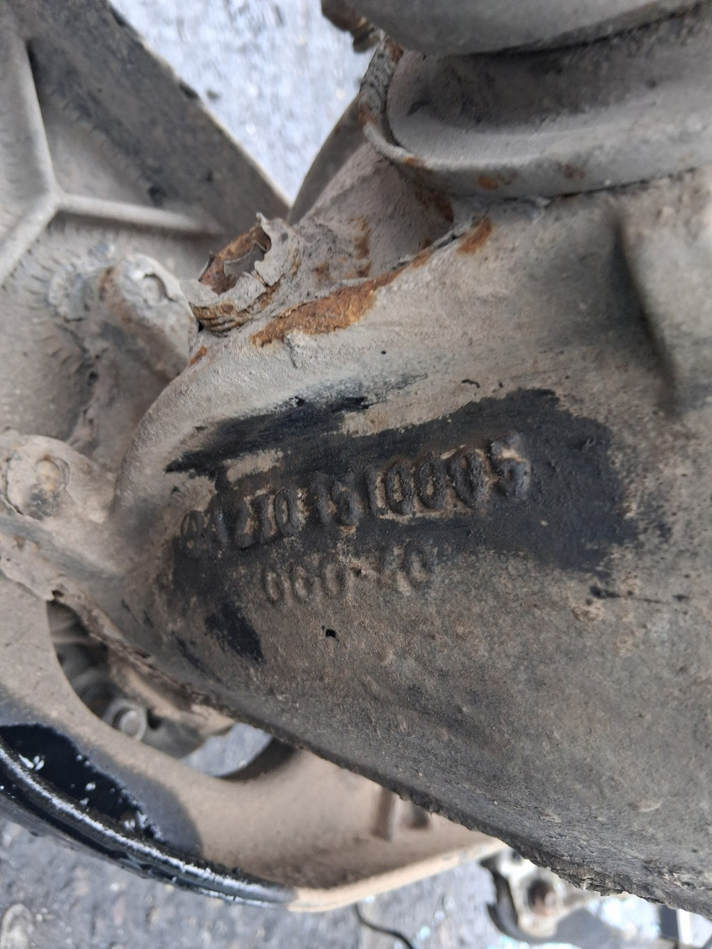 2004 MERCEDES BENZ E CLASS W211 REAR DIFF DIFFERENTIAL A2301510005