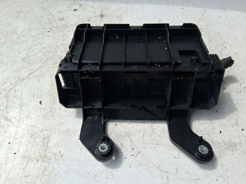 2016 VOLVO V40 1.6 DIESEL FUSE BOX RELAY ASSEMBLY