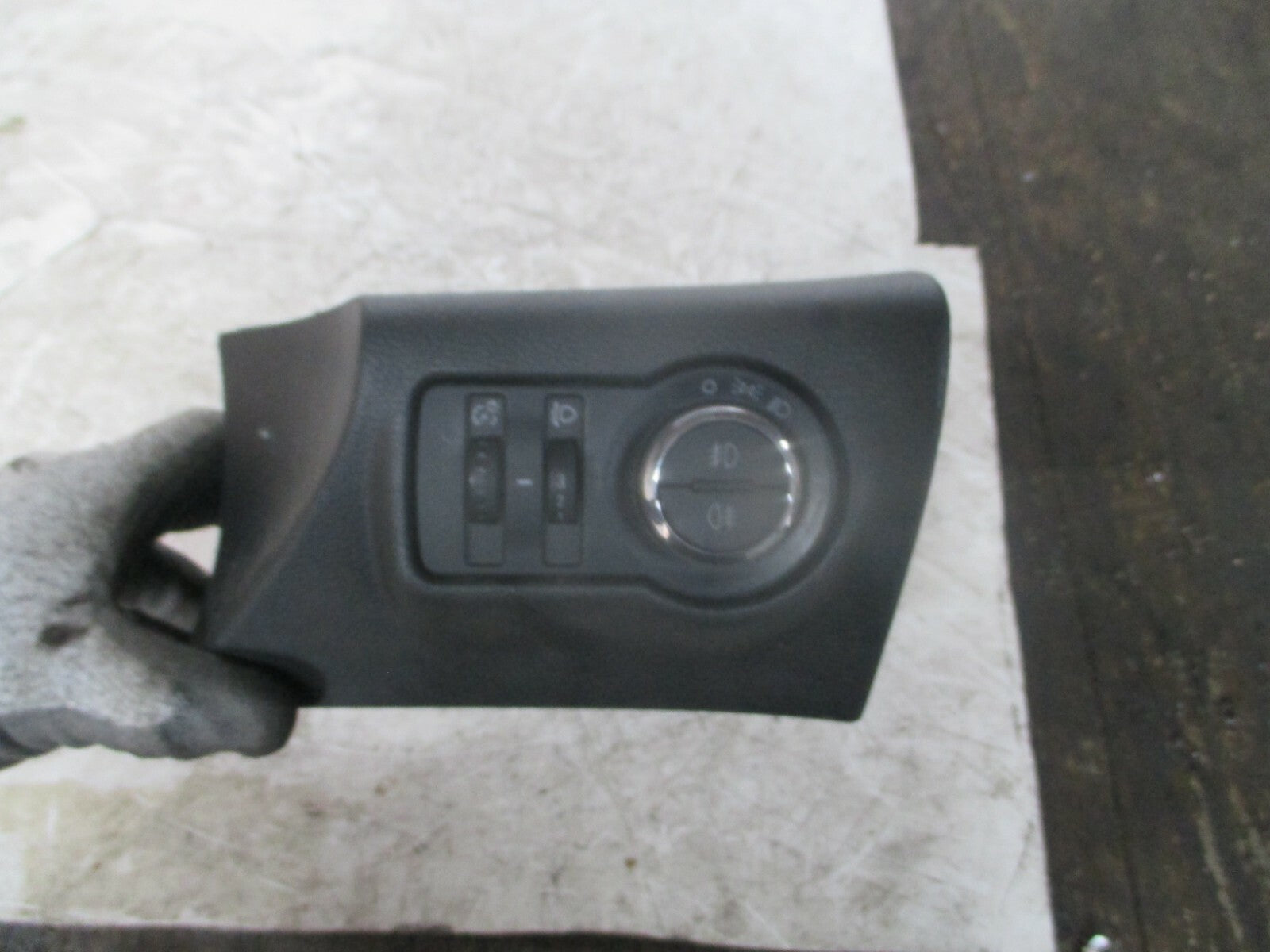 VAUXHALL ASTRA J 2013 HEADLIGHT CONTROL SWITCH 13268695