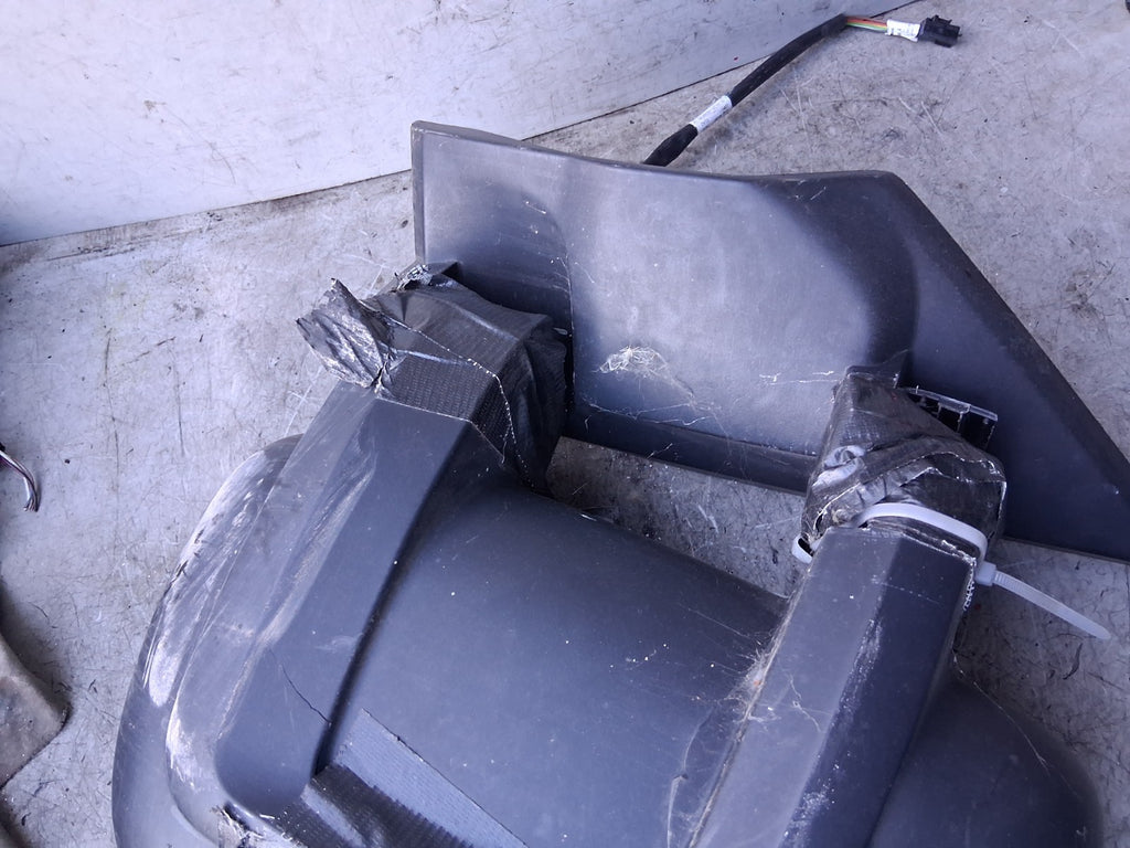 2021 PEUGEOT BOXER MK3 NS PASSENGER SIDE FRONT LEFT ELECTRIC WING MIRROR DAMAGED