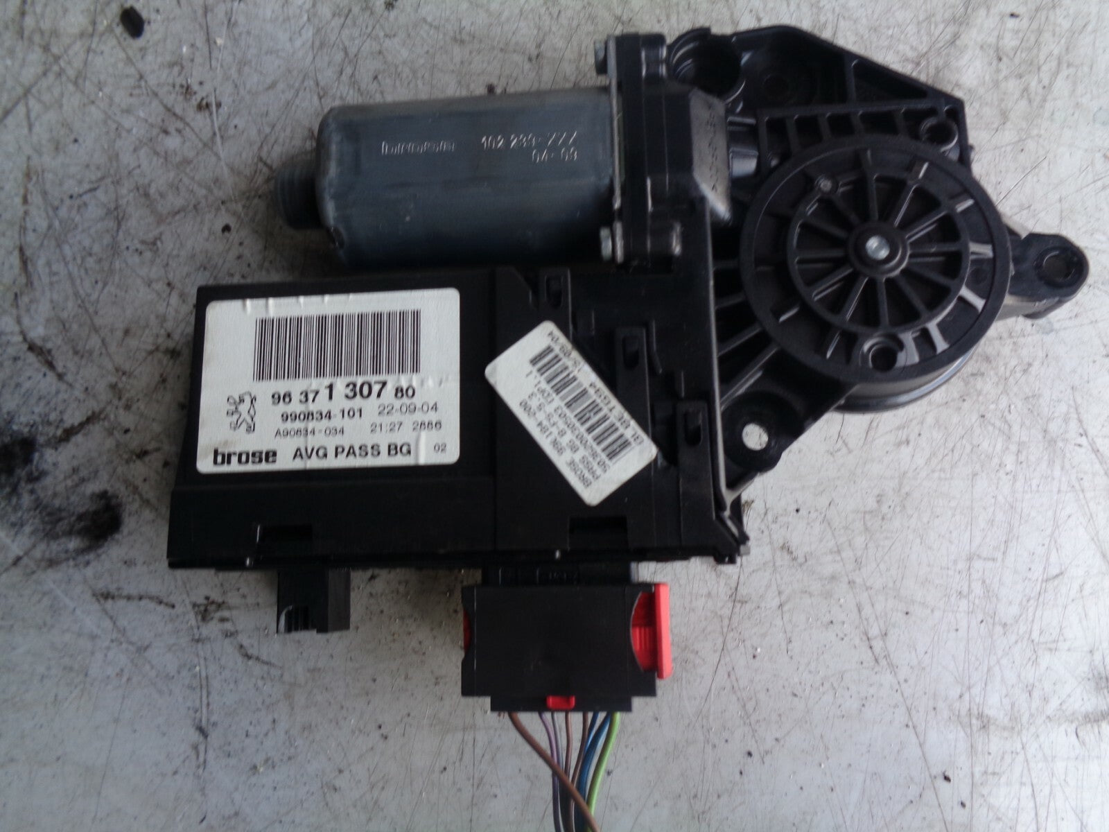 PEUGEOT 307 NS PASSENGER SIDE ELECTRIC WINDOW MOTOR 9637130780
