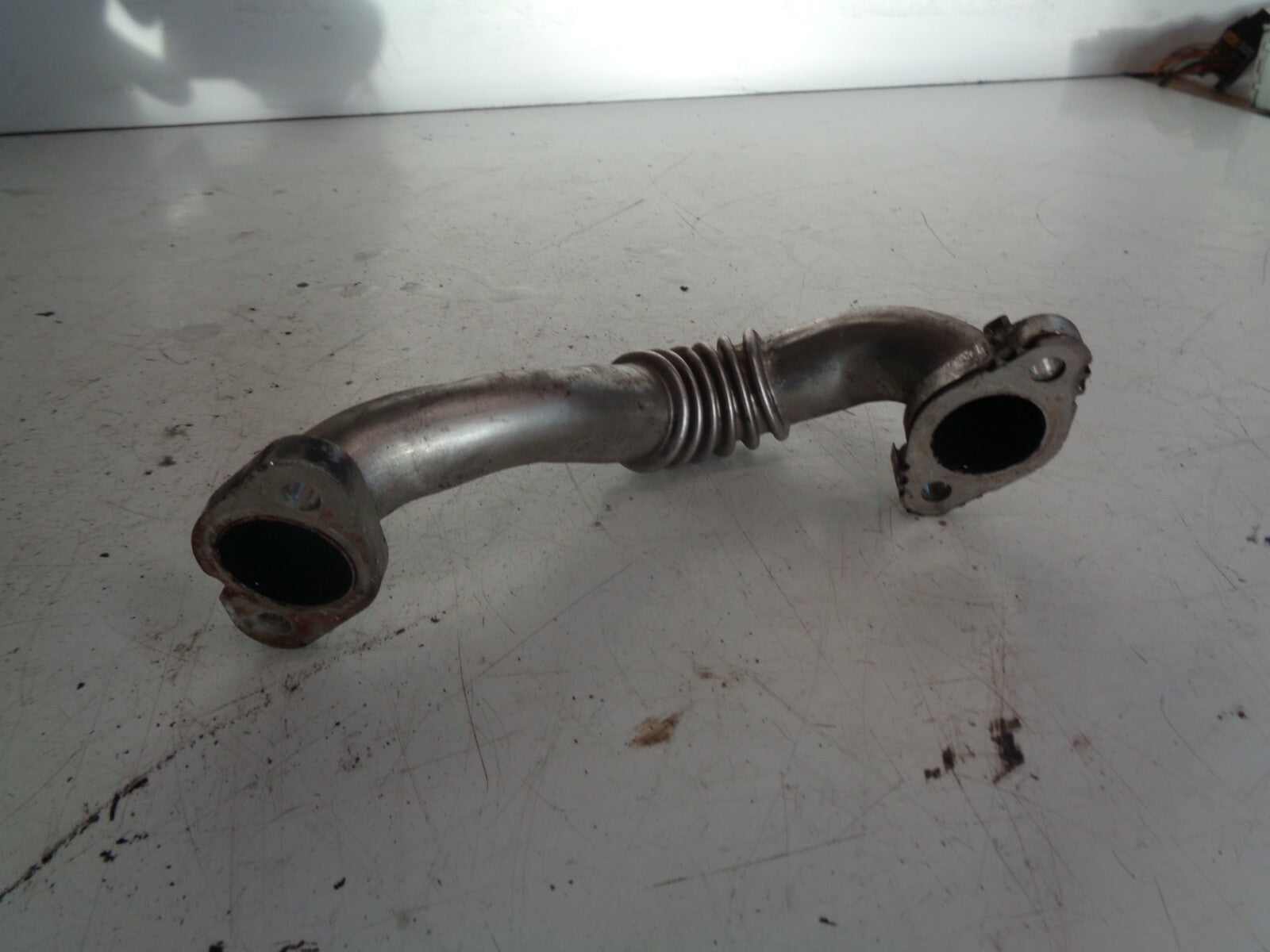 VW VOLKSWAGEN TOURAN 2012 1.6 TDI EGR PIPE 03L131521