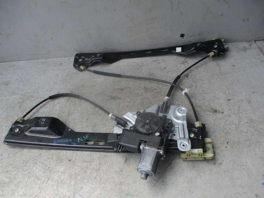 2014 VAUXHALL ZAFIRA C NSF PASSENGER FRONT WINDOW MOTOR REGULATOR 13260137137