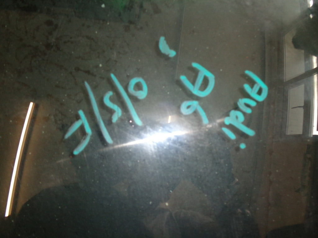 AUDI A6 2004-08 DRIVER SIDE RIGHT SIDE FRONT DOOR GLASS E643R00083