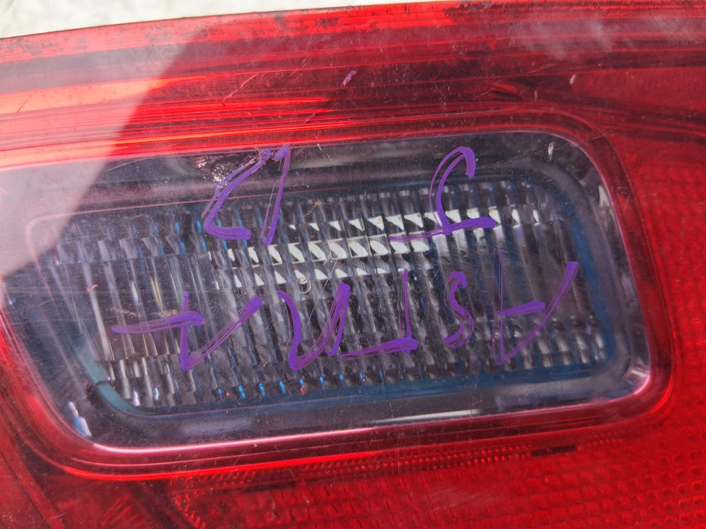 2013 VAUXHALL ASTRA J ESTATE NSR PASSENGER SIDE REAR INNER TAIL LIGHT 13282246
