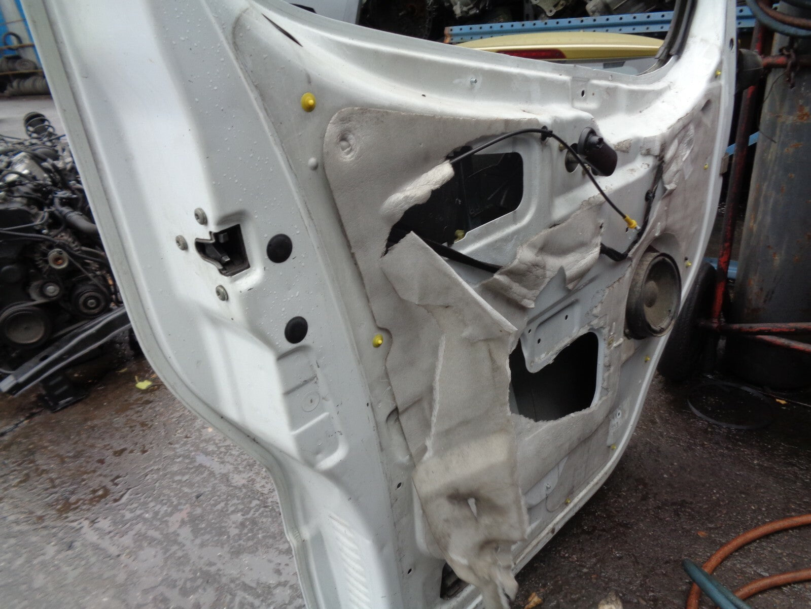 VAUXHALL VIVARO VAN 2007 NSF PASSENGER SIDE FRONT BARE DOOR SHELL IN WHITE