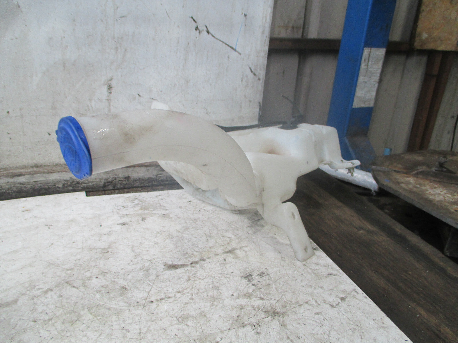 FORD S MAX MK2 2018 FRONT WINDSCREEN WASHER WATER BOTTLE TANK RESERVOIR
