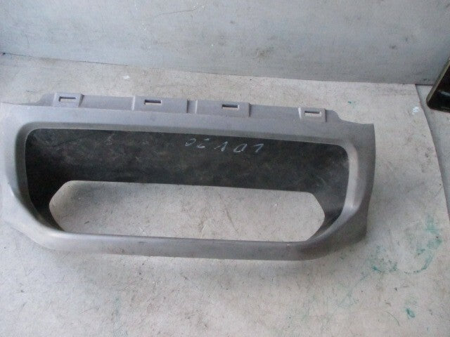 2020 LDV SAIC V80 SPEEDO CLOCKS SPEEDOMETER TRIM COVER C00104335