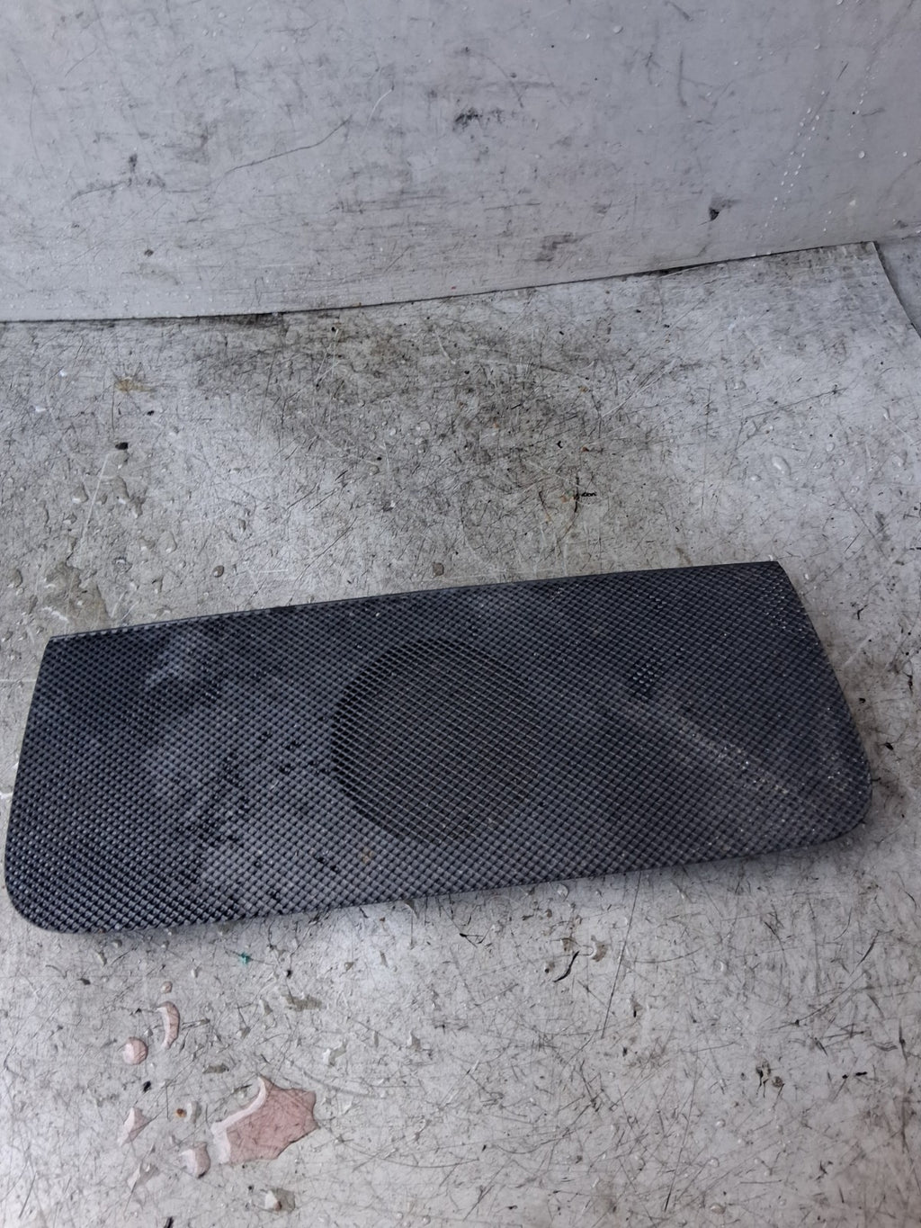 2024 MERCEDES SPRINTER DASHBOARD SPEAKER GRILL COVER UNIT A9108270200