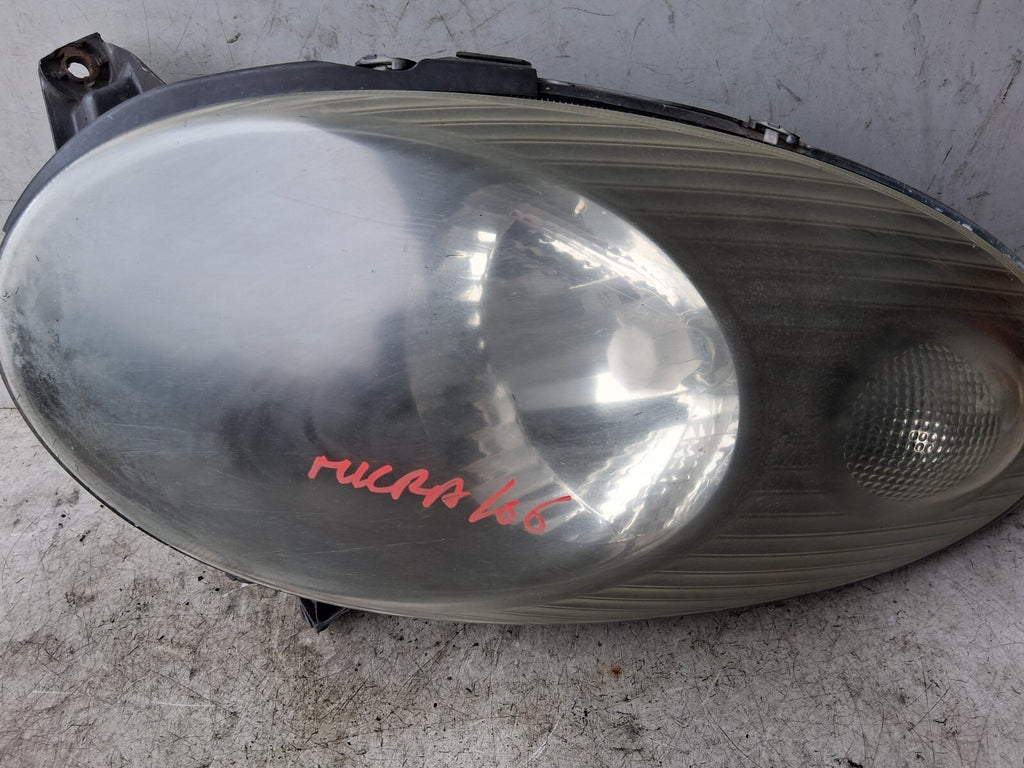 NISSAN MICRA 2006 K12 OSF DRIVER SIDE FRONT RIGHT HEADLIGHT 26060BC405