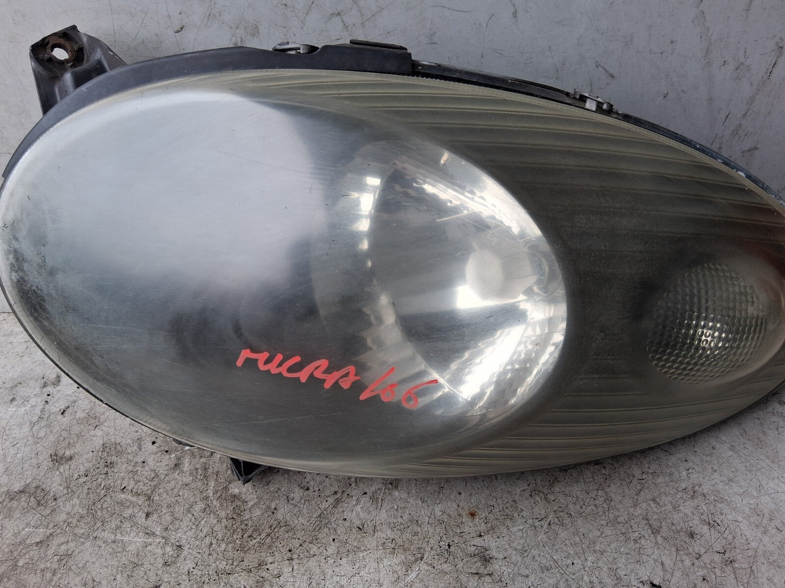 NISSAN MICRA 2006 K12 OSF DRIVER SIDE FRONT RIGHT HEADLIGHT 26060BC405