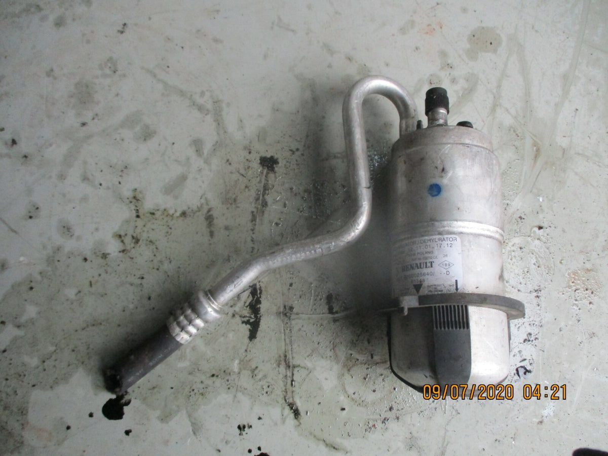 RENAULT LAGUNA MK2 2001 2007 AIR CONDITIONING ACCUMULATOR DEHYDRATOR 8200025640
