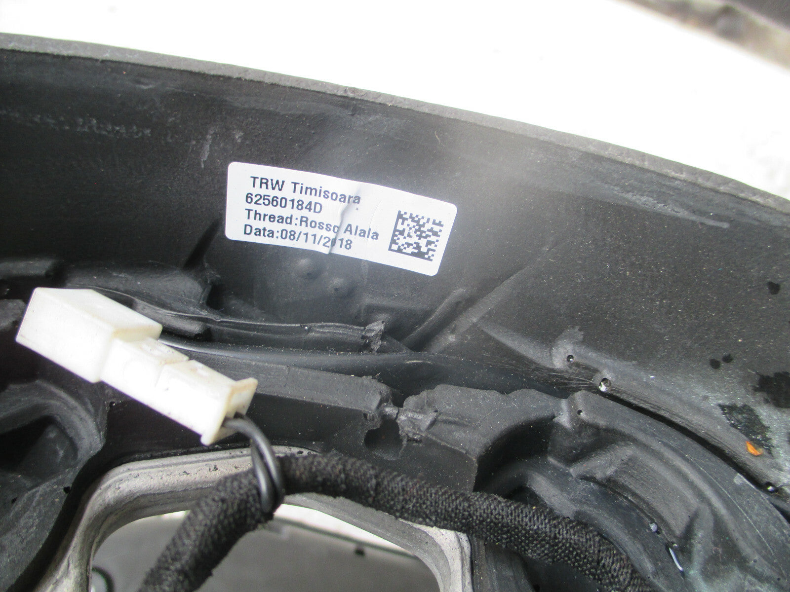 BMW 1 SERIES F20 2018 3 SPOKE MULTIFUNCTION STEERING WHEEL 62560184