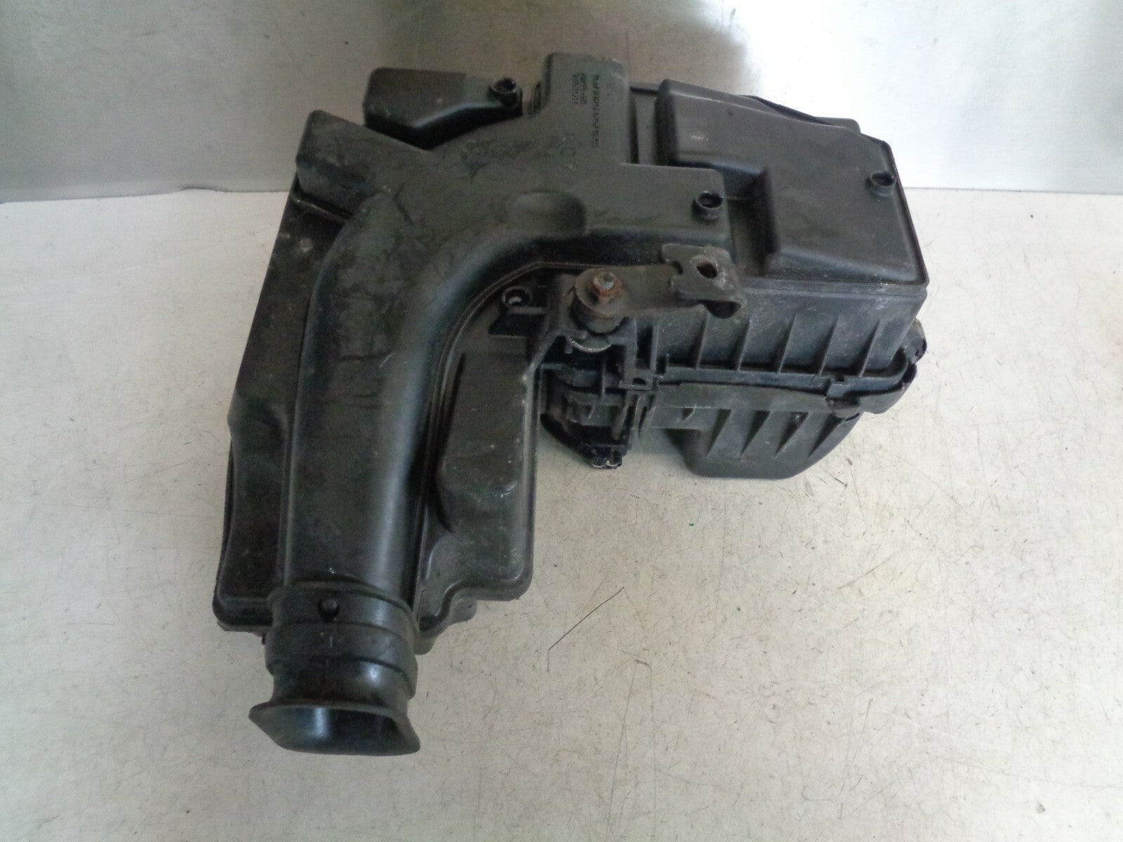 HONDA JAZZ MK3 2015 1.4 PETROL AIR FILTER BOX