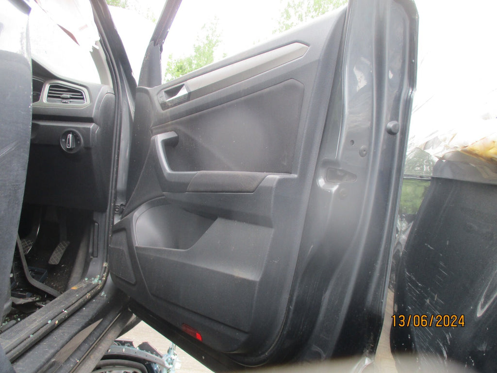 2020 VW VOLKSWAGEN T ROC OSF DRIVER SIDE FRONT DOOR CARD PANEL