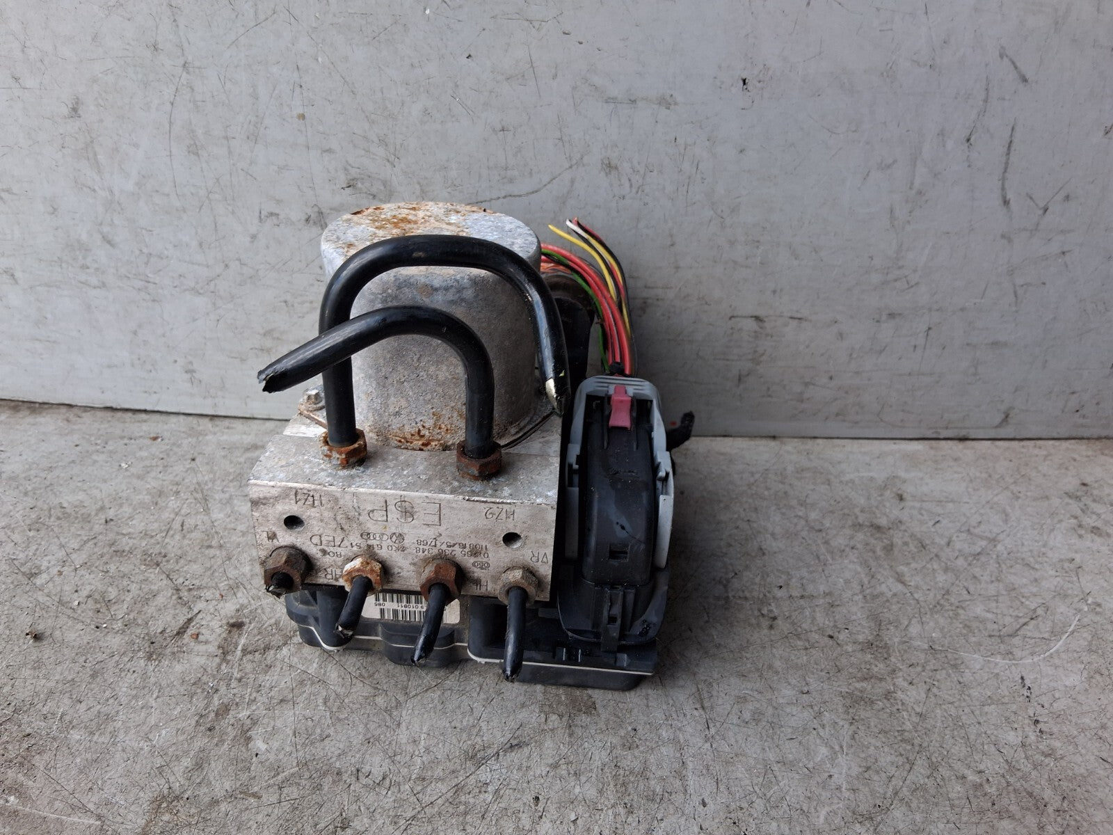2011 AUDI A4 ABS PUMP CONTROL MODULE 8K0907379BF