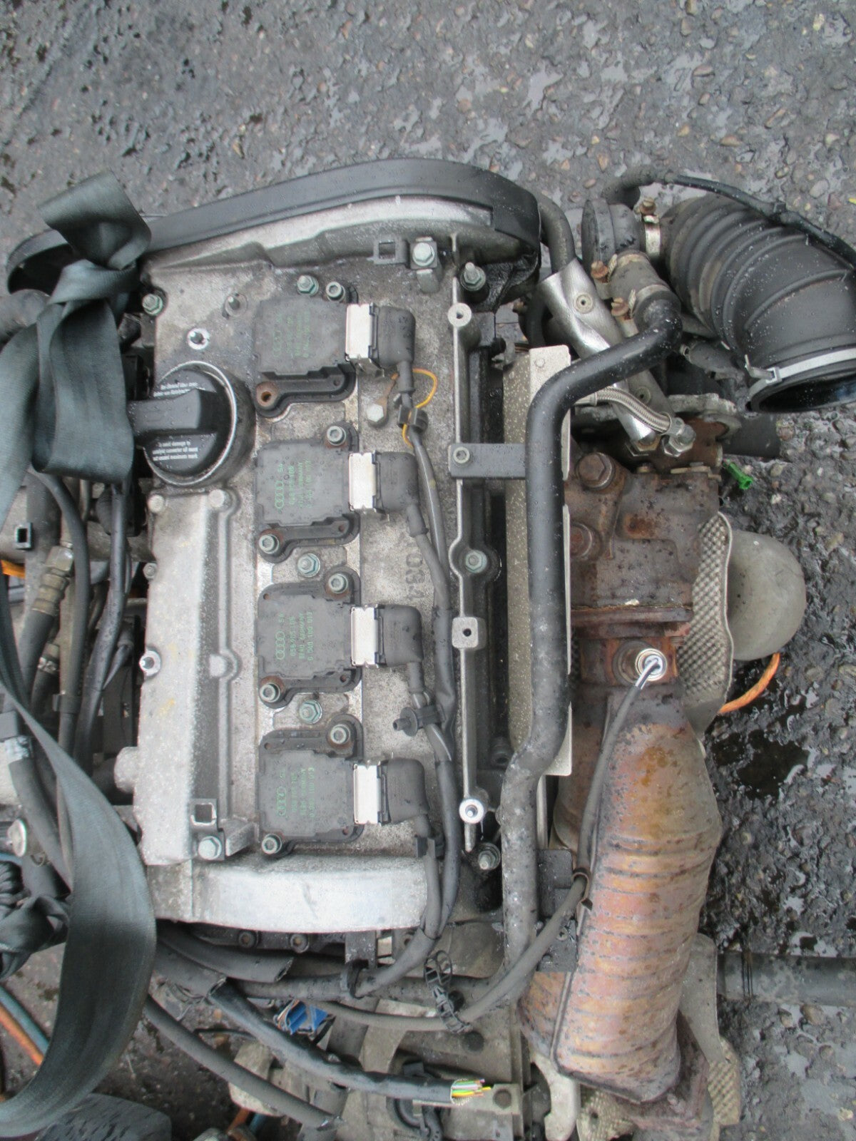 AUDI A6 1.8 2004 COMPLETE ENGINE & GEARBOX INJECTORS