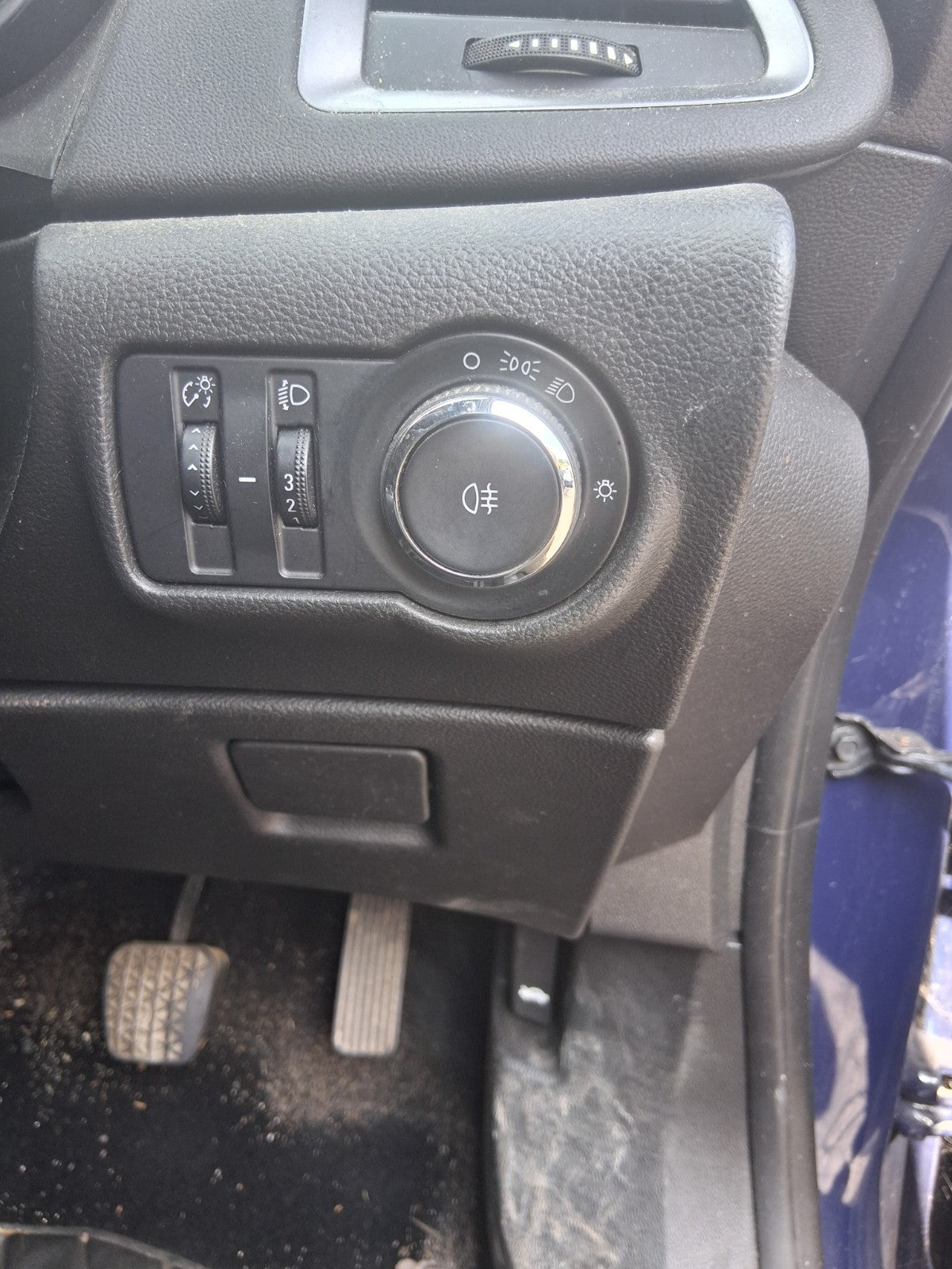 2013 VAUXHALL ASTRA J ESTATE HEADLIGHT ADJUSTER CONTROL SWITCH