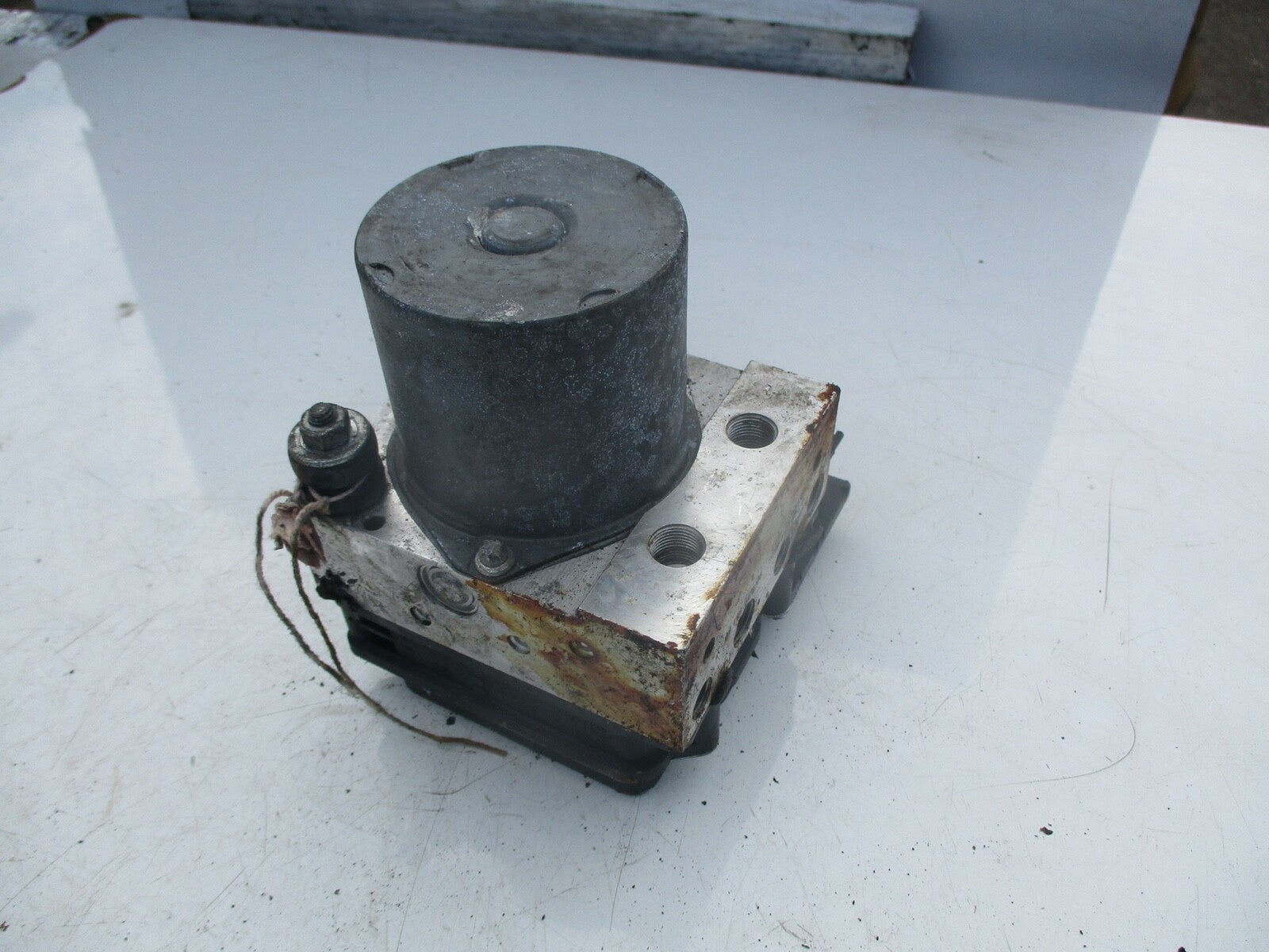 PEUGEOT 307 2.0 HDI DIESEL 2003 ABS PUMP 0 265 950 374