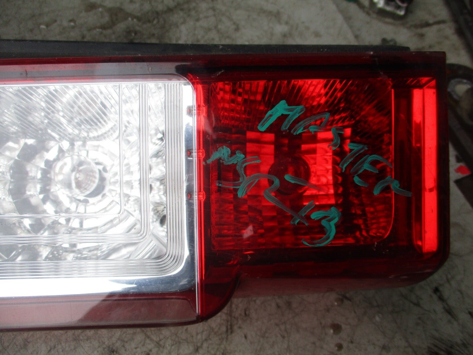 2013 RENAULT MASTER MK3 NSR PASSENGER SIDE REAR TAIL LIGHT LAMP