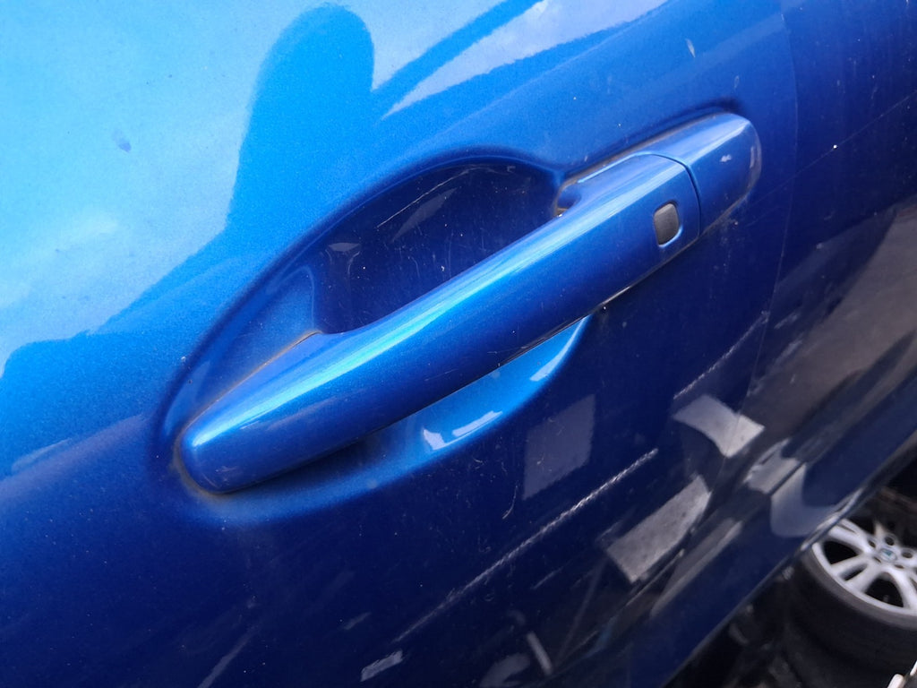 2021 SUZUKI SWIFT A2L MK4 NSF PASSENGER SIDE EXTERIOR DOOR HANDLE BLUE ZWG