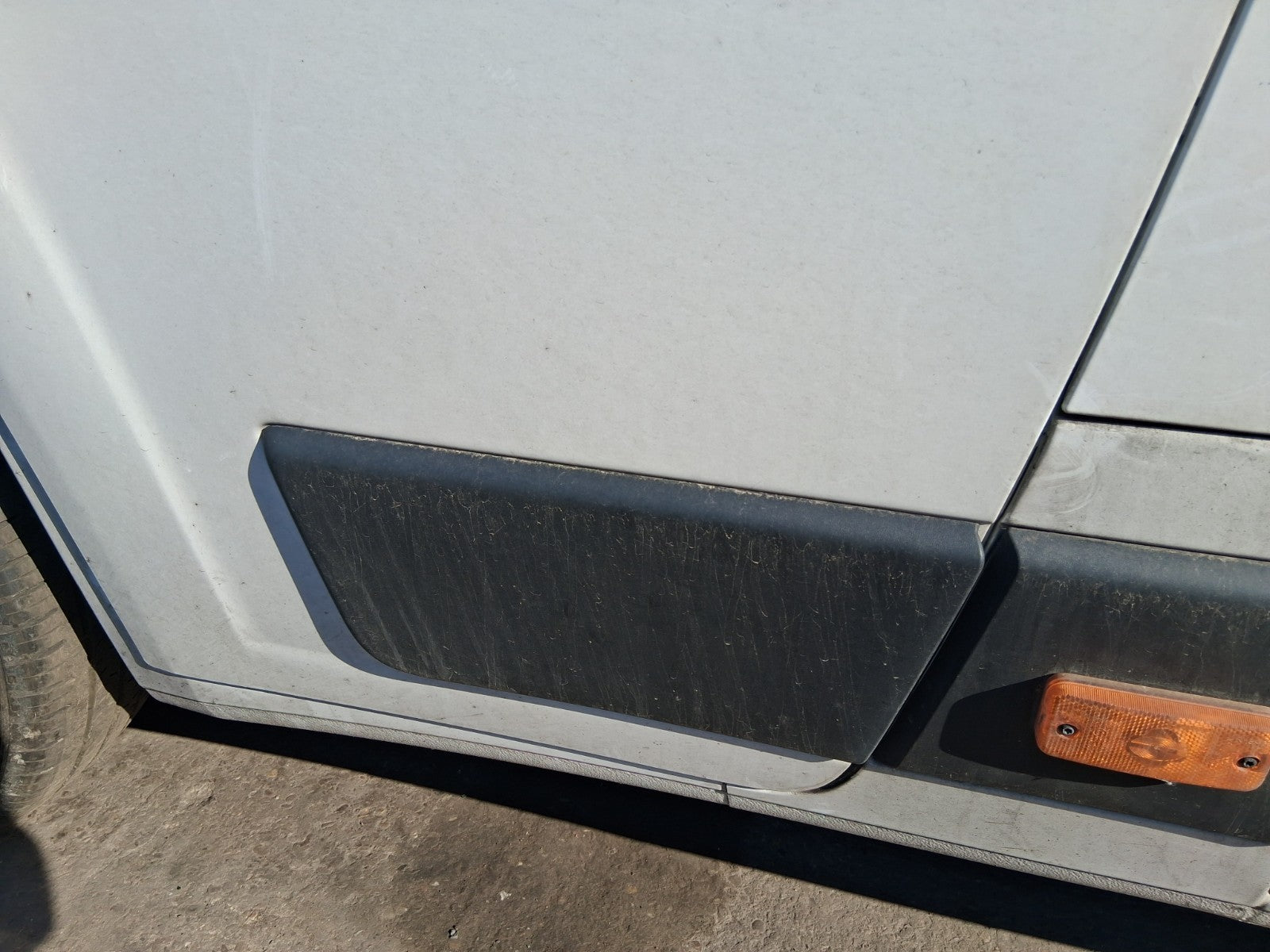 2025 CITROEN RELAY MK3 HIGH ROOF NS PASSENGER SIDE FRONT DOOR MOULDING TRIM