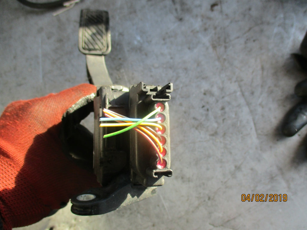FORD TRANSIT COURIER 2014 ACCELERATOR THROTTLE PEDAL 8V21 9F836 AB