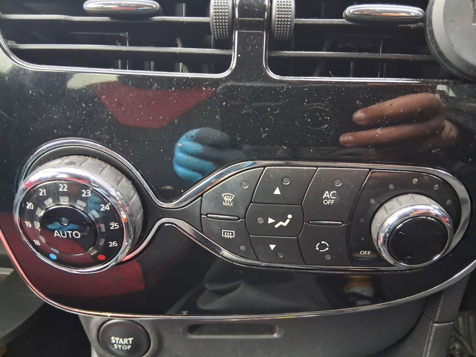 2013 RENAULT CLIO X98 MK4 AC HEATER CLIMATE CONTROL SWITCH PANEL
