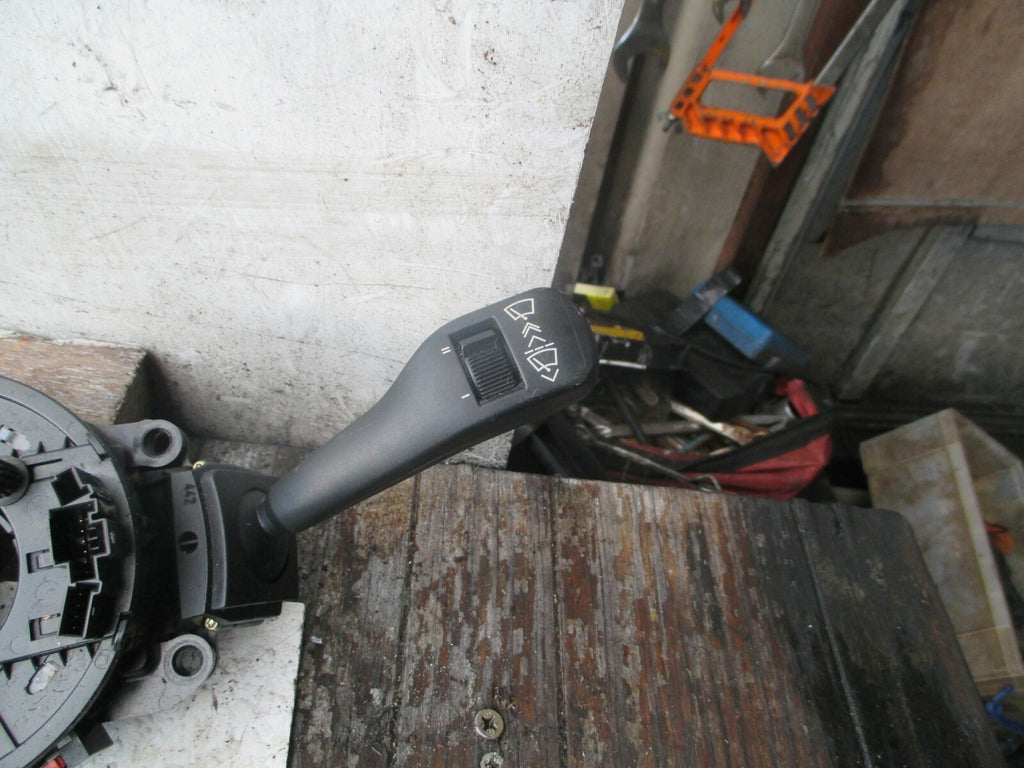 BMW 5 SERIES E39 2002 WIPER INDICATOR STALK SWITCH SQUIB 6131837644391