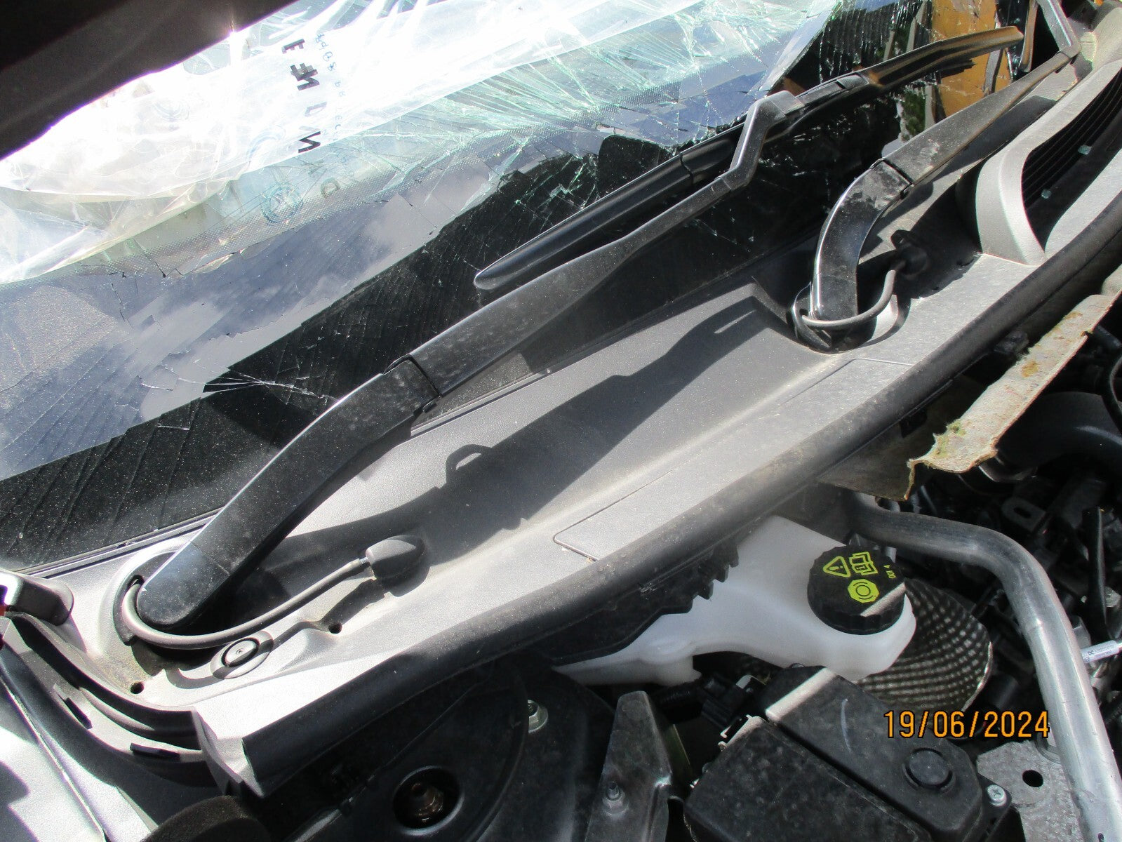 NISSAN QASHQAI J12 MK3 2023 FRONT WINDSCREEN WIPER MOTOR LINKAGES