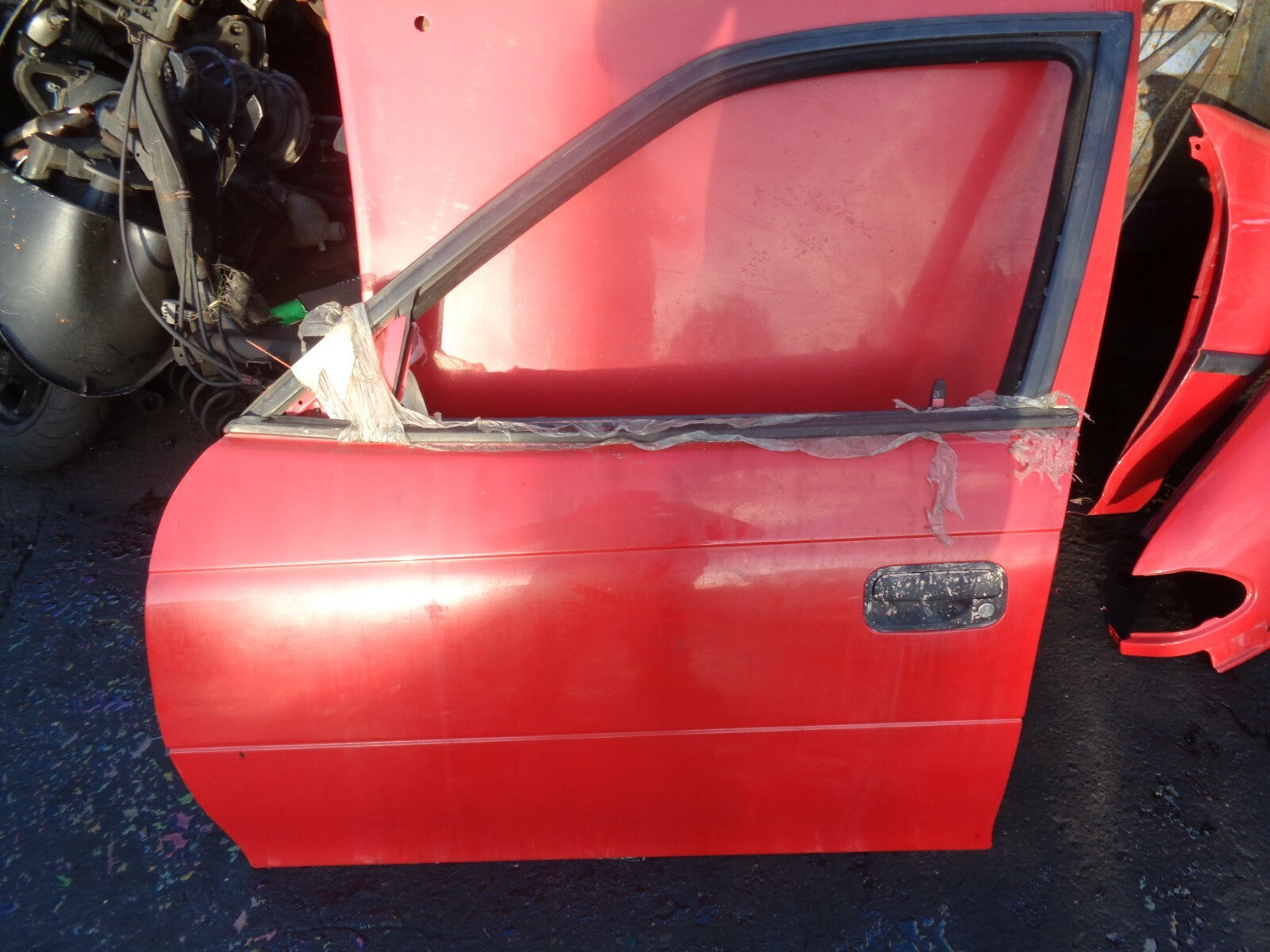 VAUXHALL ASTRA F MK3 5 DOOR NSF PASSENGER SIDE FRONT COMPLETE DOOR RED